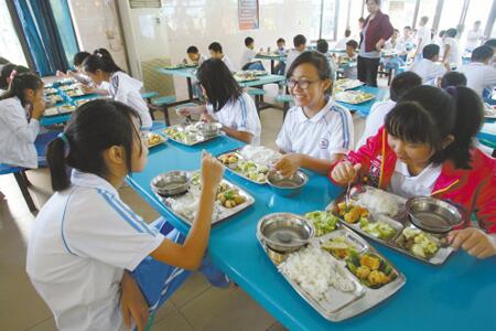 [重磅消息]2020年校園食堂真的不能再對外承包或委托經營了